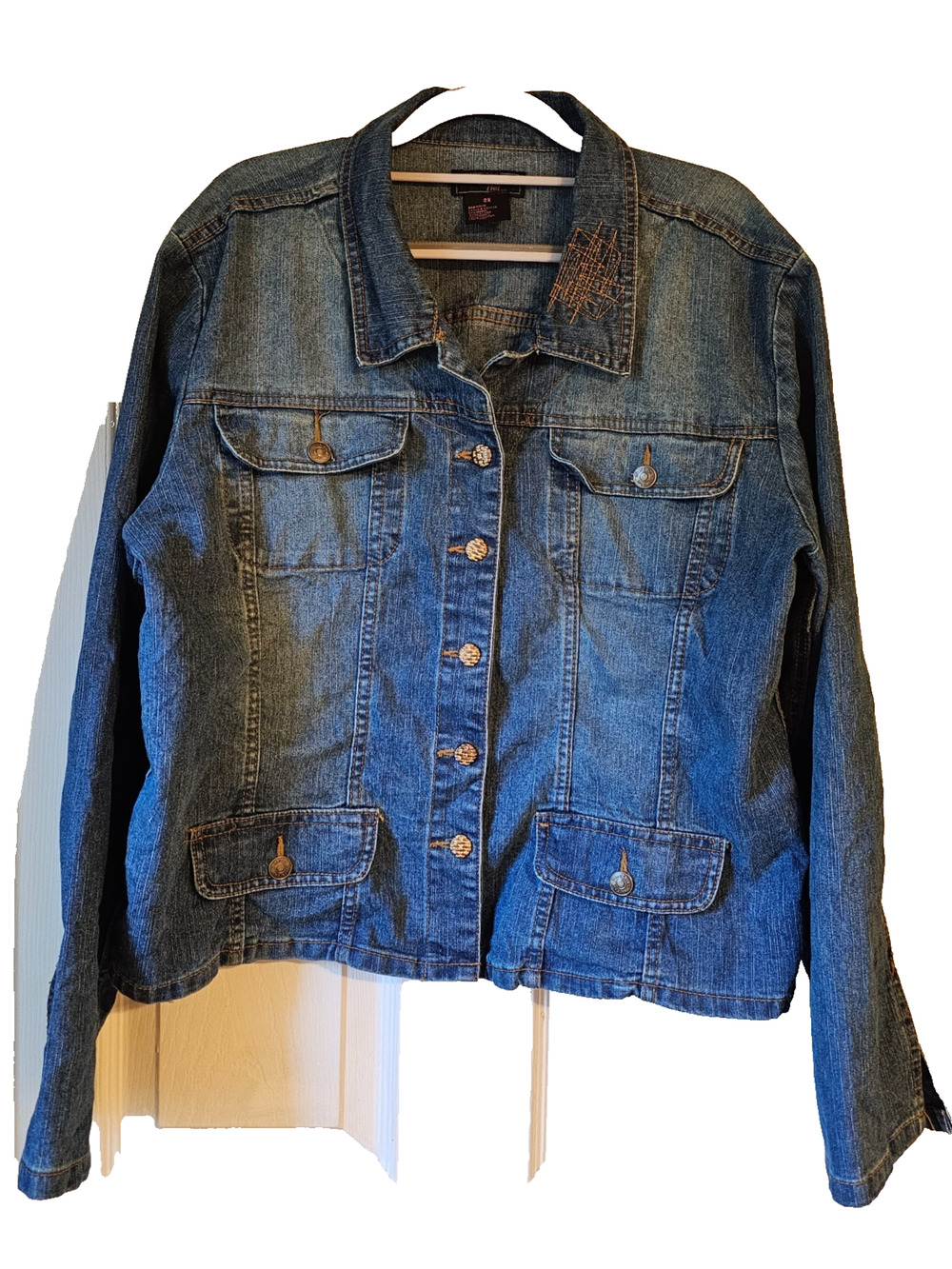 What's Hot Denim Jacket Floral Studded Embellished Back Blue Jean Coat Women 2X
